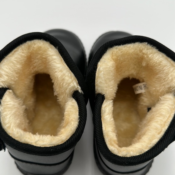 Kids Warm BBM Shoes - Picture 7 of 10